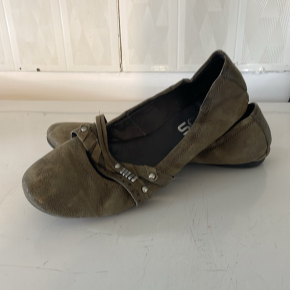 Leather flats - Picture 2 of 4